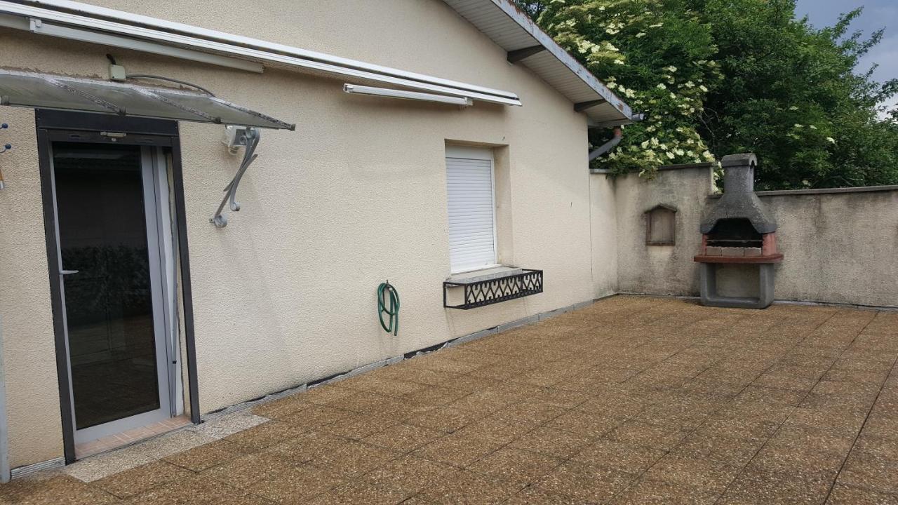 Le Repaire Du Deux Roues Apartment Saint-Sauveur  Exterior photo